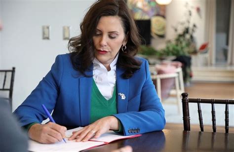 Whitmer Signs 243 Billion Education Budget With Record Per Pupil