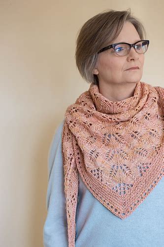 Ravelry Faded Roses Shawl Pattern By Kelene Kinnersly