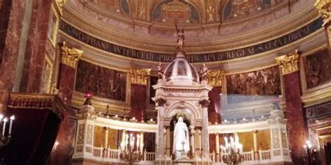 Descubre La Majestuosidad De La Catedral Bas Lica De San Esteban