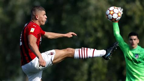 Andrei Coubiș căpitan la AC Milan în Youth League A marcat împotriva