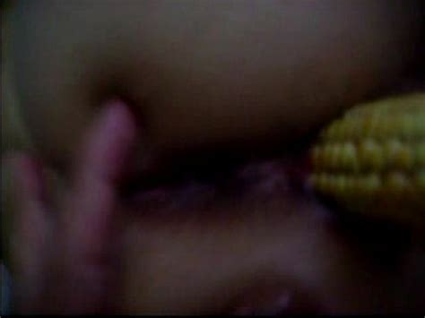 Masturbando A Mi Amiga Con Un Elote Masturbation With Corn XVIDEOS