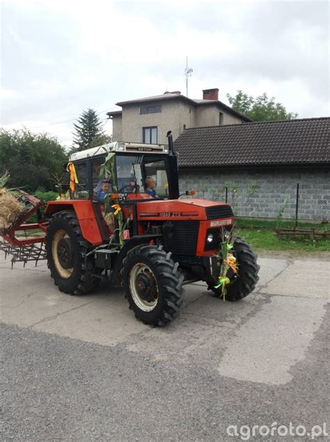 Zdjęcie Traktor Zetor Id819188 Galeria Rolnicza Agrofoto