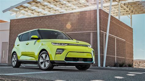 Kia Soul EV 2019 - Price, Mileage, Reviews, Specification, Gallery - Overdrive