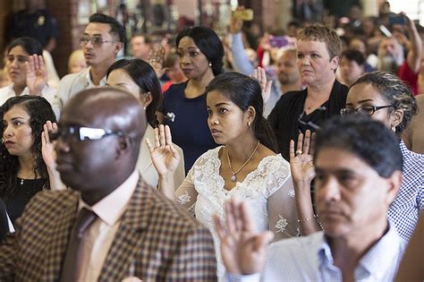 35 New U.S. Citizens from 23 Countries Take Oath at Jackson Middle ...