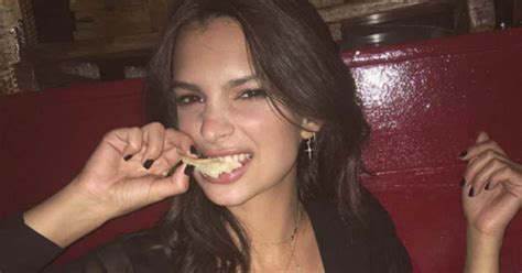 Emily Ratajkowski Champions Full Frontal Nudity With Naked Snap Daily Star