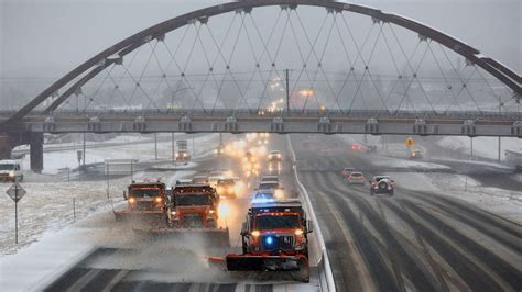 Major Storm Moving Through Central Us As Separate Storm Follows Behind