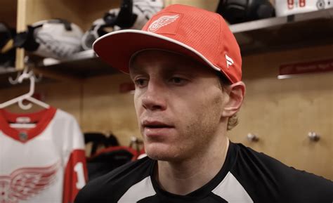 Ahead Of Detroit Red Wings Debut Patrick Kane Aims To Give Fans Good