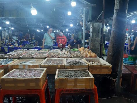 Chợ đêm Hoa Biển Vũng Tàu Vung Tau Hoa Bien Seafood Night Market Hung Woo