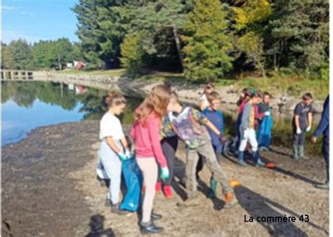 Le Chambon Sur Lignon Des Coll Giens Ramassent Les D Chets La Plage