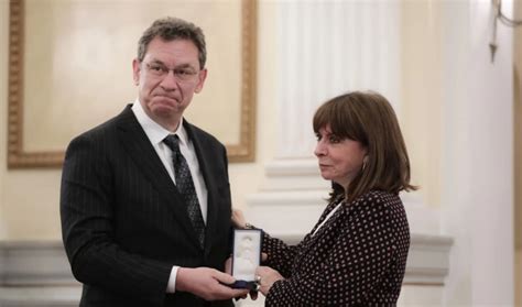 Genesis Prize Laureate Albert Bourla Receives Top Civilian Honor The Jerusalem Post