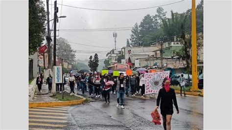 Protestan Estudiantes De Psicolog A Uv Demandan Destituci N De