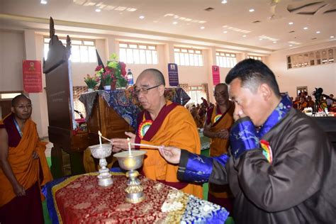 ཆོས་རིག་དྲུང་འཕར་བདུད་འདུལ་རྡོ་རྗེ་ལགས་ཀྱིས་རྒྱལ་སྤྱིའི་དམ་ཆོས་འདུལ་བའི