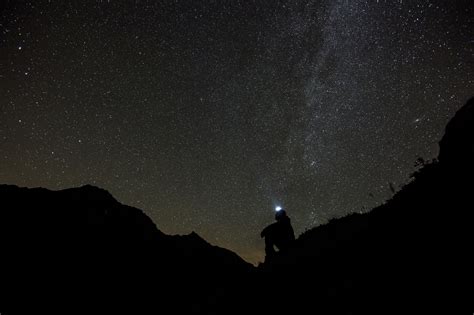 Stasera il picco delle stelle cadenti di Agosto è la notte delle