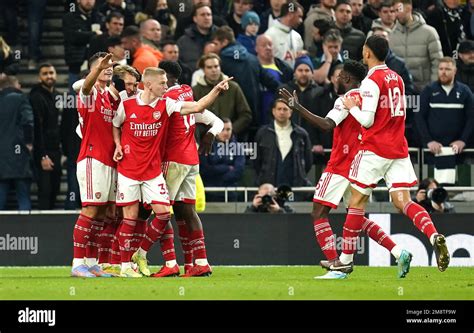 Arsenals Oleksandr Zinchenko Second Left Celebrates Scoring Their