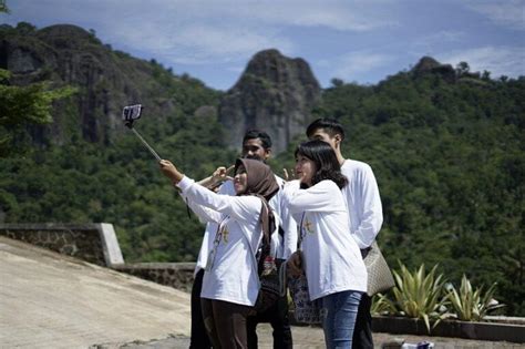 Desa Wisata Nglanggeran Suguhkan Bukit Gunung Purba Kolom Desa