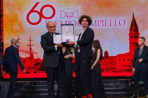 Sarzana Rende Omaggio A Bernardo Zannoni Vincitore Del Premio Campiello