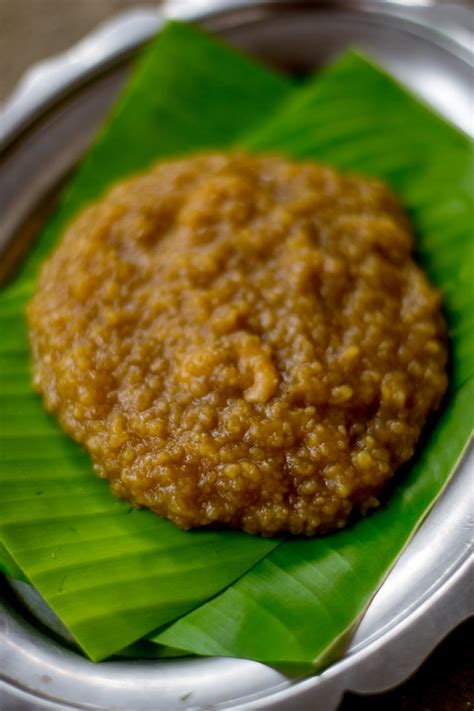 Sakkarai Pongal, Sweet Pongal Recipe, Inippu Pongal Recipe