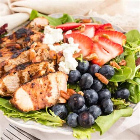 Blueberry Balsamic Grilled Chicken Salad Cupcakes Kale Chips