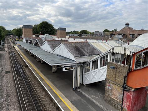 Amersham Railway Station Graham Benbow Flickr