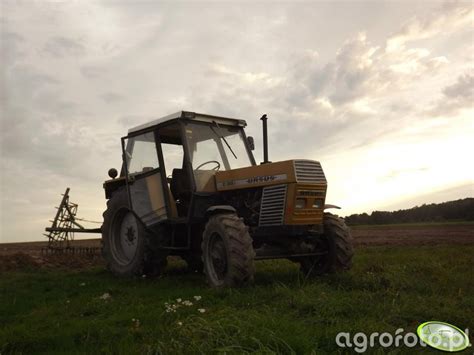 Zdjęcie ciagnik Ursus c 385a de luxe id 397798 Galeria rolnicza agrofoto