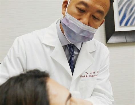 Dr Albert Lin Expert Oral And Facial Surgeon In San Diego