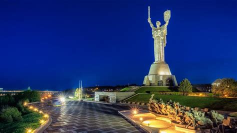 The Motherland Monument (Kiev) - backiee