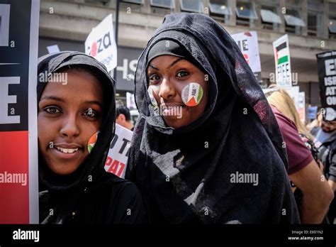 Protester Contre La Violence Banque De Photographies Et Dimages à Haute Résolution Alamy