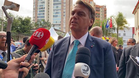 Bolsonaro deve anunciar novo auxílio nesta terça feira saiba o valor