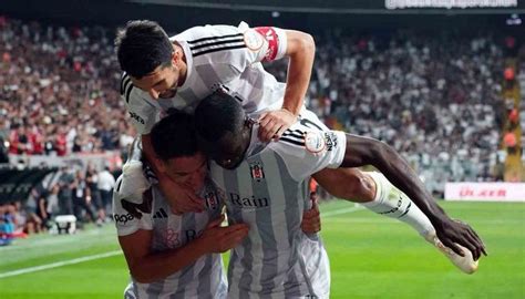 SON DAKİKA Beşiktaş Sivasspor u zorlanmadan mağlup etti Omar Colley