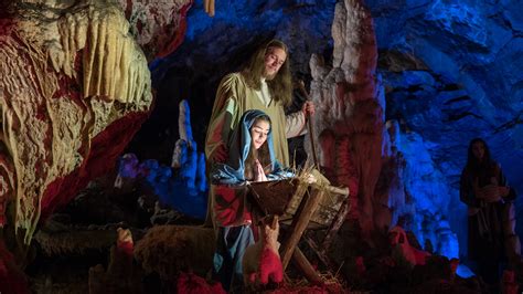 Presepe Vivente Nelle Grotte Di Postumia Parco Delle Grotte Di