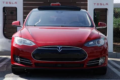 The Sublime Tesla Model S P85d