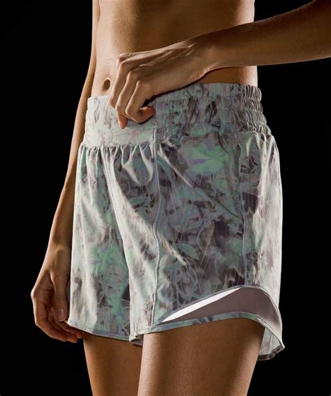 Lululemon Hotty Hot High Rise Lined Short 4 Plisse Bloom Multi