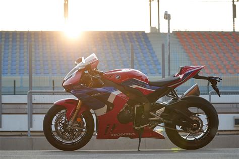 Essai Honda Cbr Rr R Fireblade Sp Nouveau Style Pour Nouvel Lan