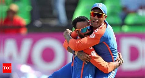 He Is A Bowlers Captain Axar Patel Praises Captain Suryakumar Yadav