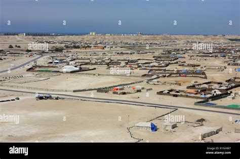 Camping desert bahrain hi-res stock photography and images - Alamy