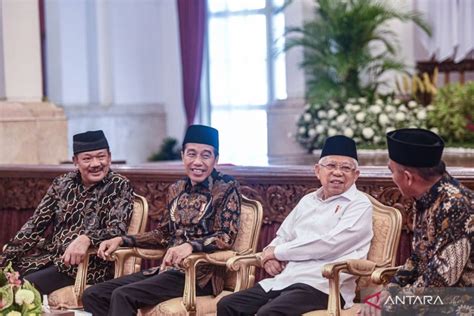 Presiden Jokowi Teken Pp Soal Thr Dan Gaji Ke Aparatur Negara