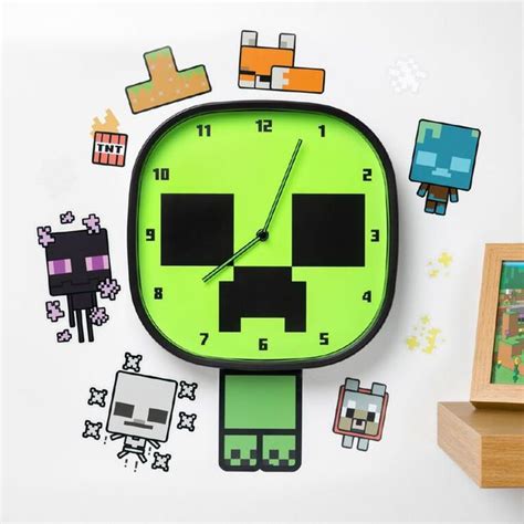 Minecraft Creeper Glow Wall Clock