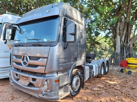 Actros 2651 6x4 2018 por R 425 000 00 é na SelecTrucks Mauá