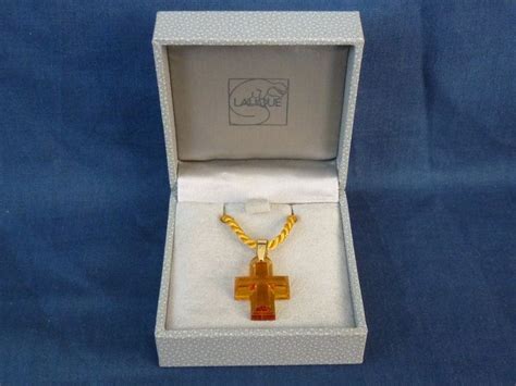 Lalique Collier Pendentif Croix En Cristal Cristal Catawiki