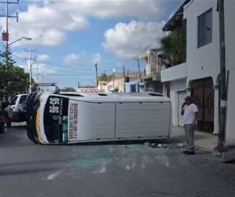 Vuelca Combi Por Ir A Exceso De Velocidad Hay M S De Lesionados