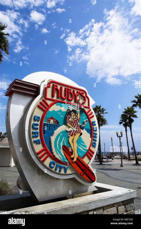 Rubys Surf City Diner Sign At Pier Plaza On Main St Huntington Beach