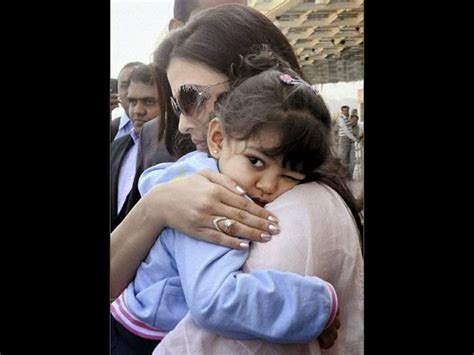 Aishwarya Rai Daughter Aaradhya Bcahchan Makes Modak On Ganesh