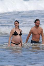 Anne Hathaway Bikini Candids Hawaii Celebmafia