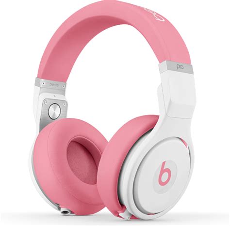 Nicki Minaj Launches 'Pink Pros' Headphones With Beats By Dre | HipHop-N-More