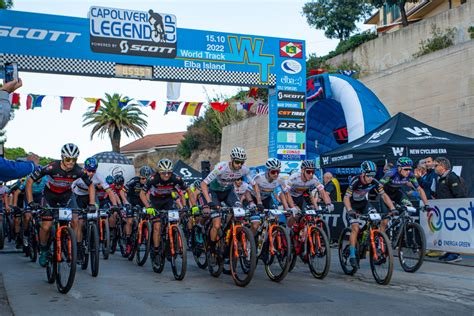 Vincenzo Nibali En El Top 10 De La Capoliveri Legend Cup Que Gana