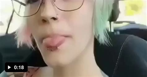 The Way This Forked Tongue Does Tricks 9gag