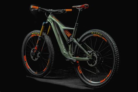 Orbea Rallon M-LTD 29er Mountain Bike 2020 Matte Green / Gloss Orange