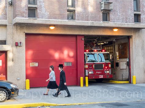 FDNY Firehouse Engine 209 Ladder 102 And Battalion 34 Williamsburg