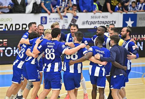 F C Porto Junta Se Ao Sporting Na Final Da Taça De Portugal De Andebol