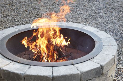 21 Stone Fire Pits To Spark Ideas For Your Outdoor Space Trendradars